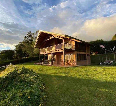 La Altura Cabin