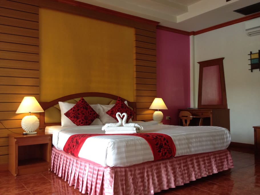 Luxury deluxe room. Twin or double king bed