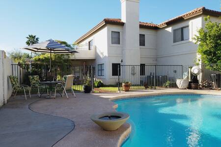 Patrick’s Place- The Place To Be In Scottsdale