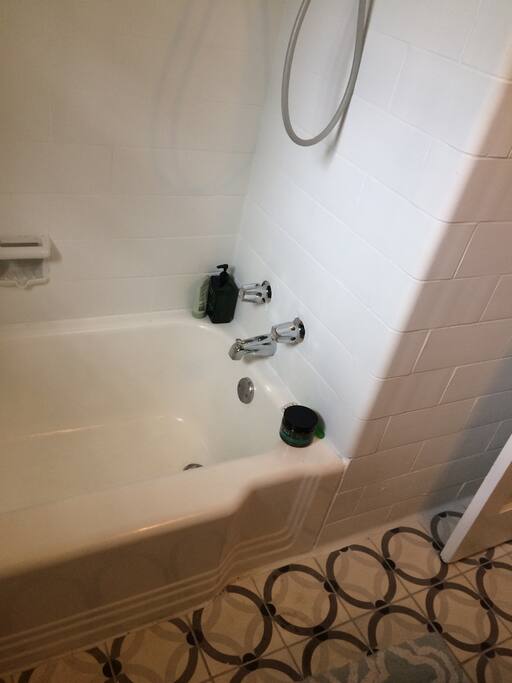 Bathtub