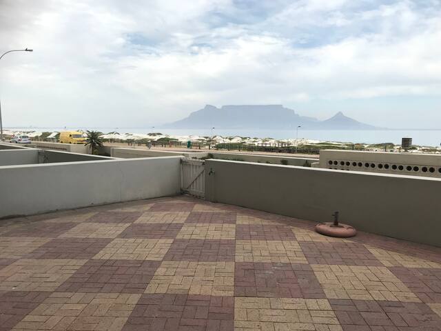 Ground Floor Seaview gallery image 5