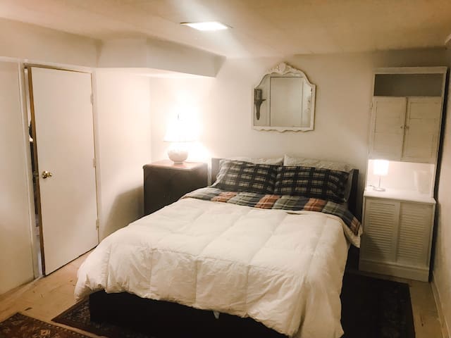 Private Basement Suite near Denver - Boulder