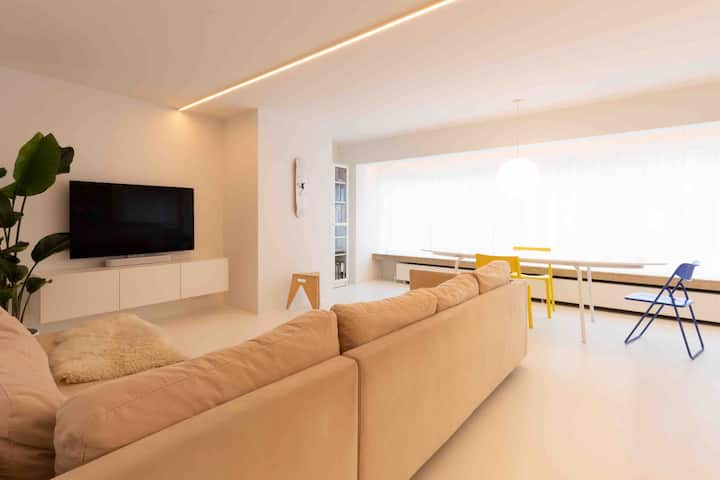 Oli’s house | Near station | Free parking