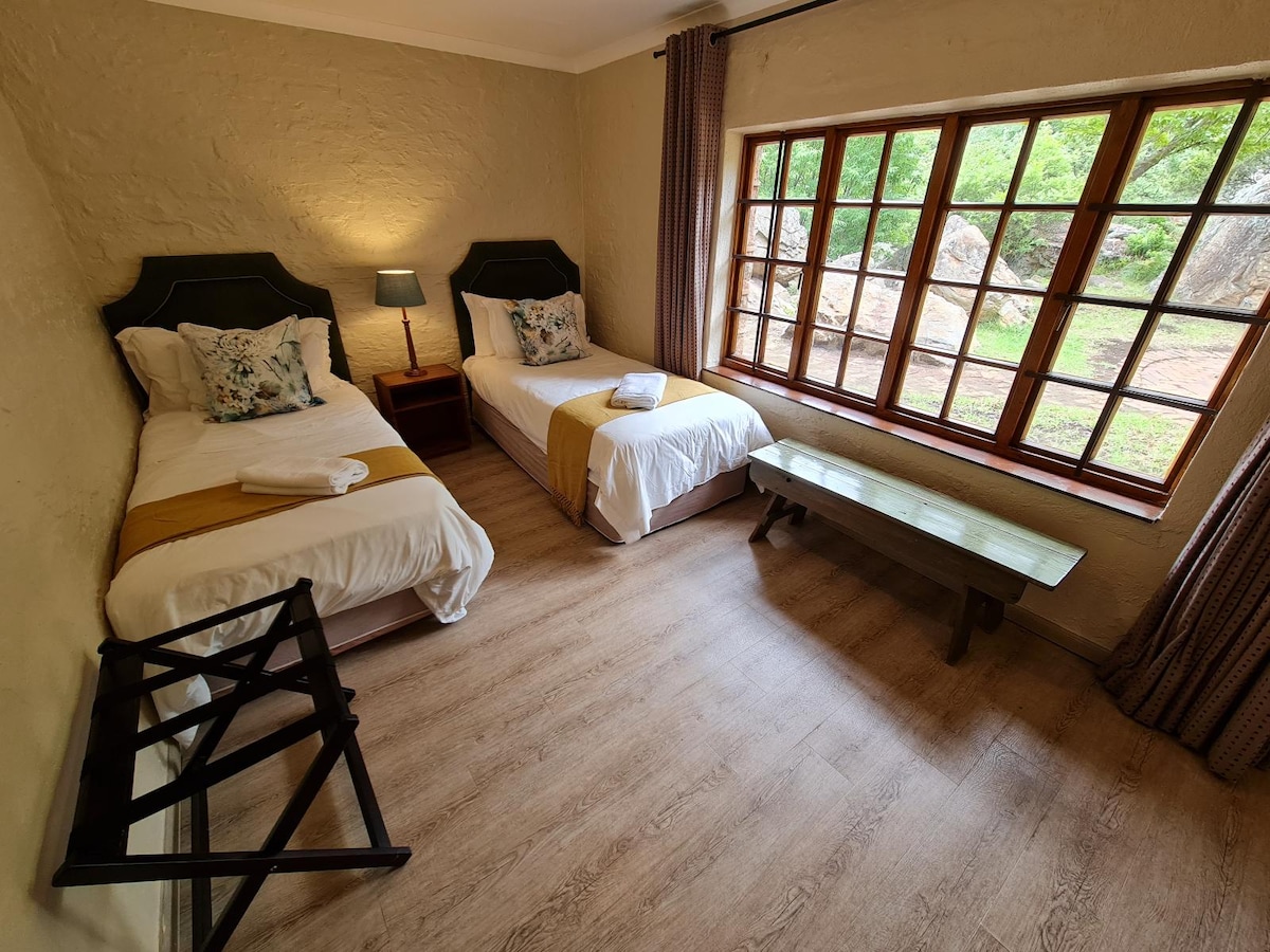 Fotografia 3 e vilës në kanion