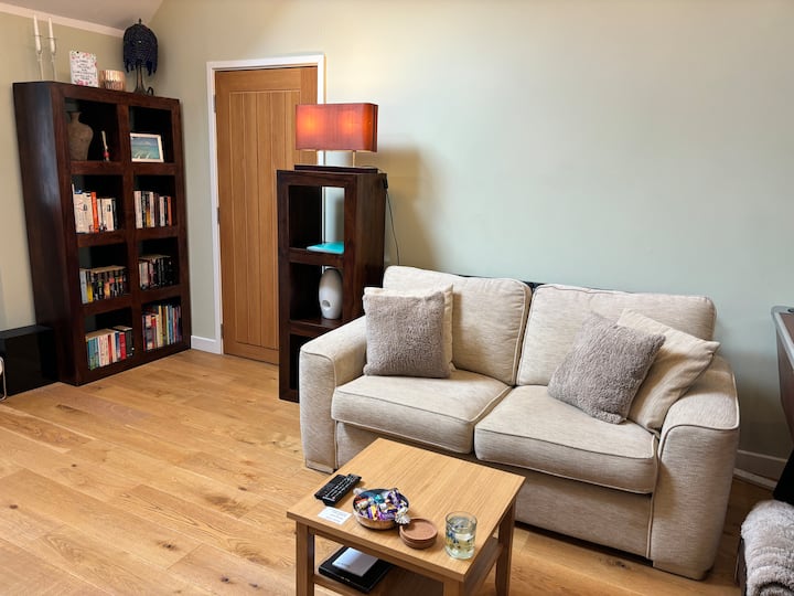 Luxury Self Contained Annexe Near Bedford - Bedford