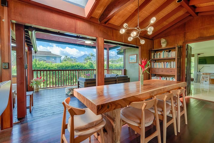 Magnificent Mountain Views ~Near Beaches & Village