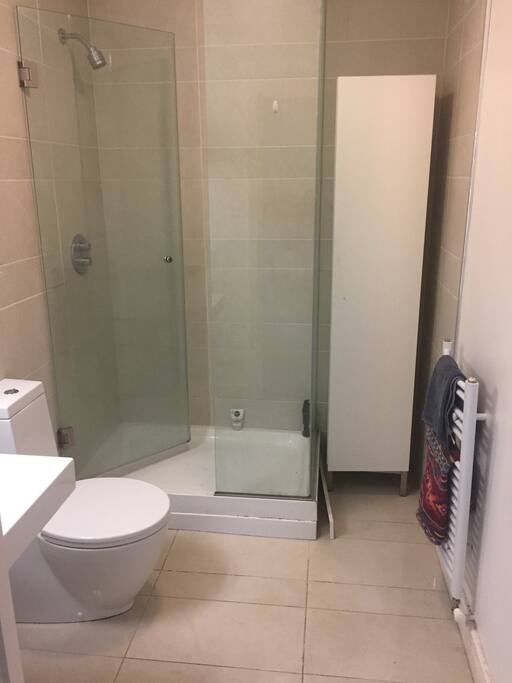 Ensuite