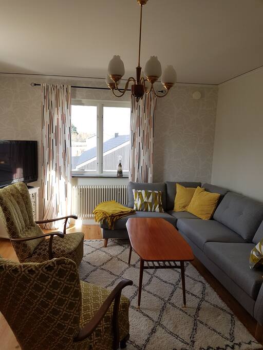 Huset är byggt 1954-1956..Jag har försökt att behålla 50-tals känslan.