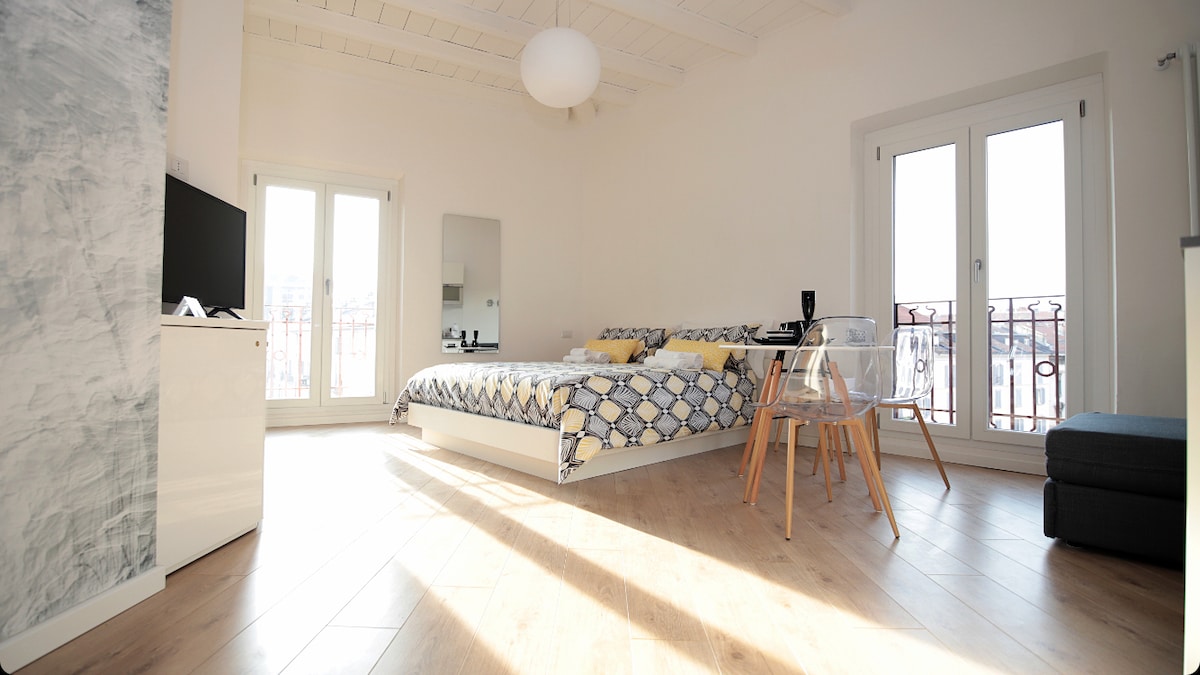 Milano Vacation Rentals & Homes - Milano, Italy | Airbnb