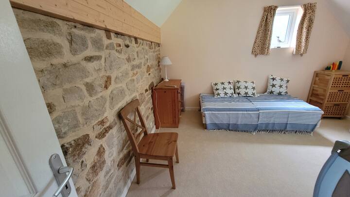 غرفة النوم 2