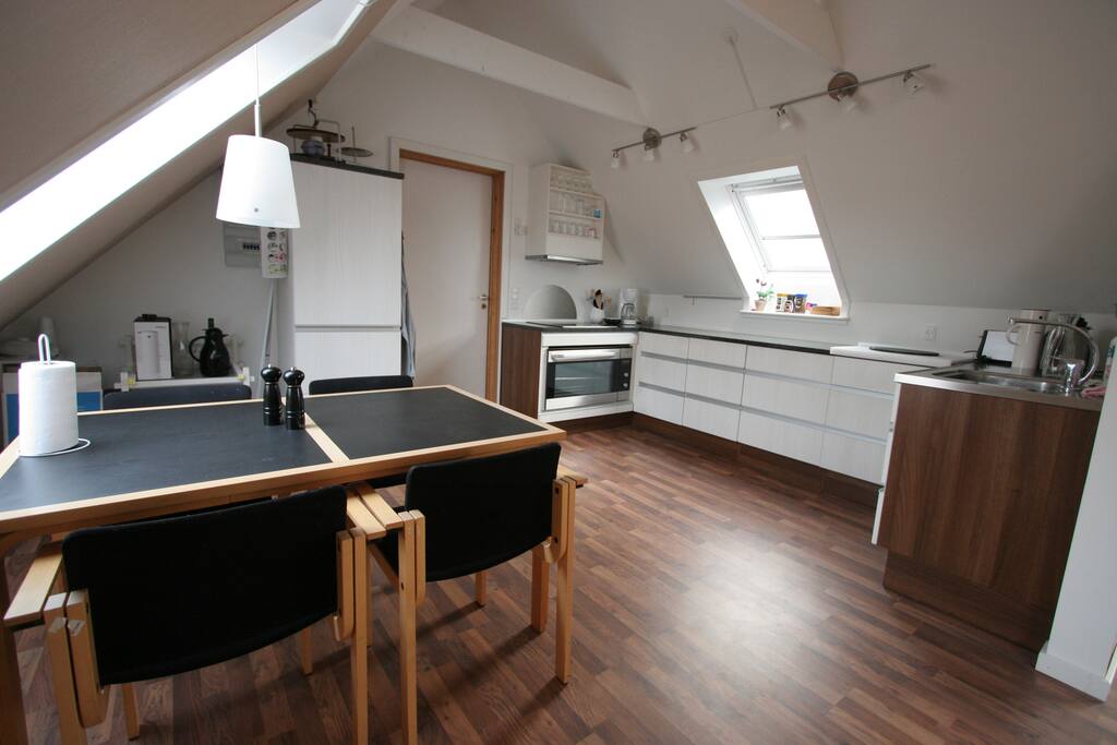 Køkken - fuldt udstyret - Kitchen