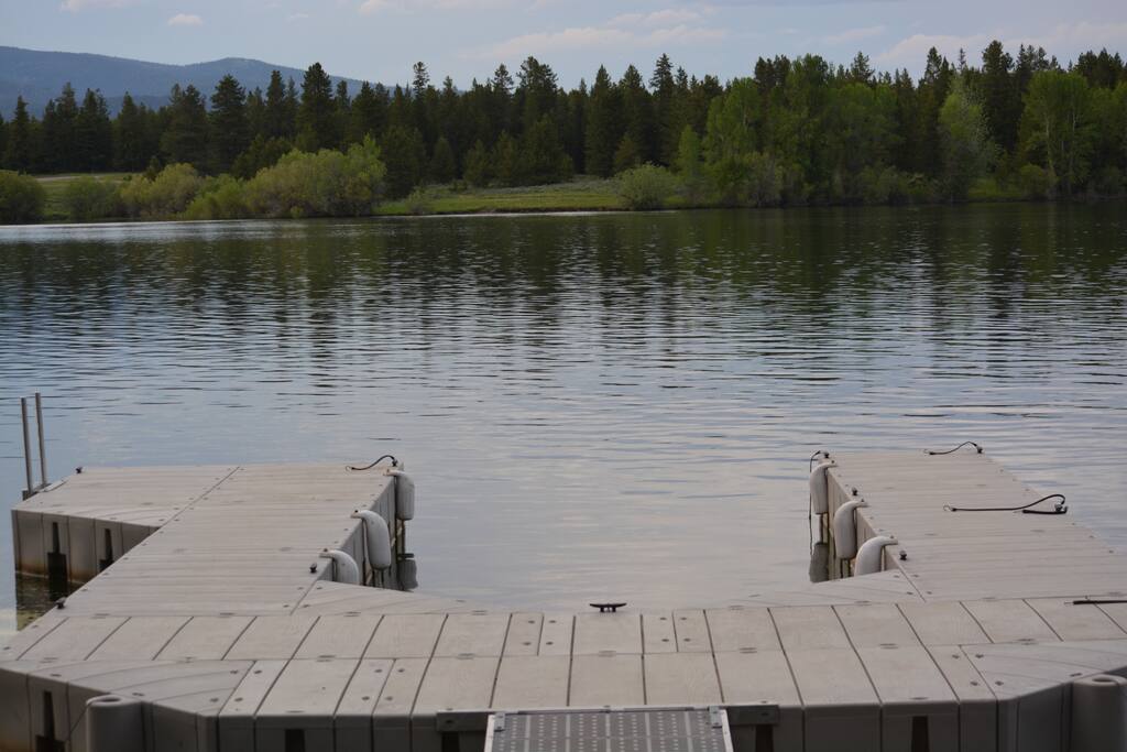 Lake View & Private Dock