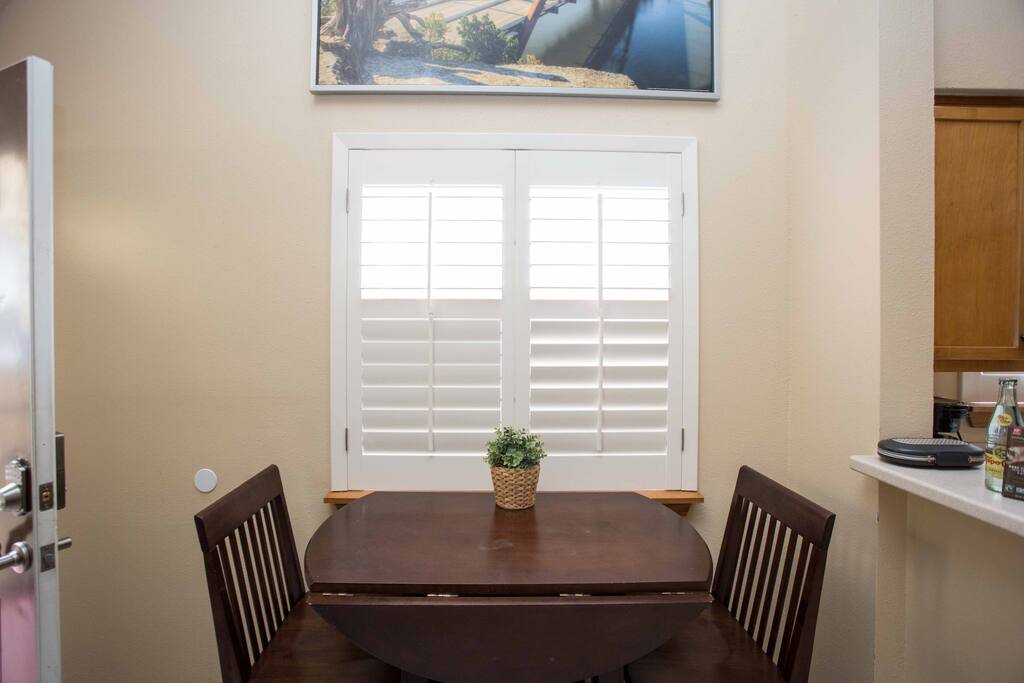 Dining nook