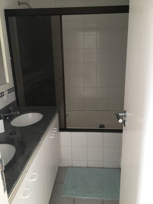 Banheiro quarto 1