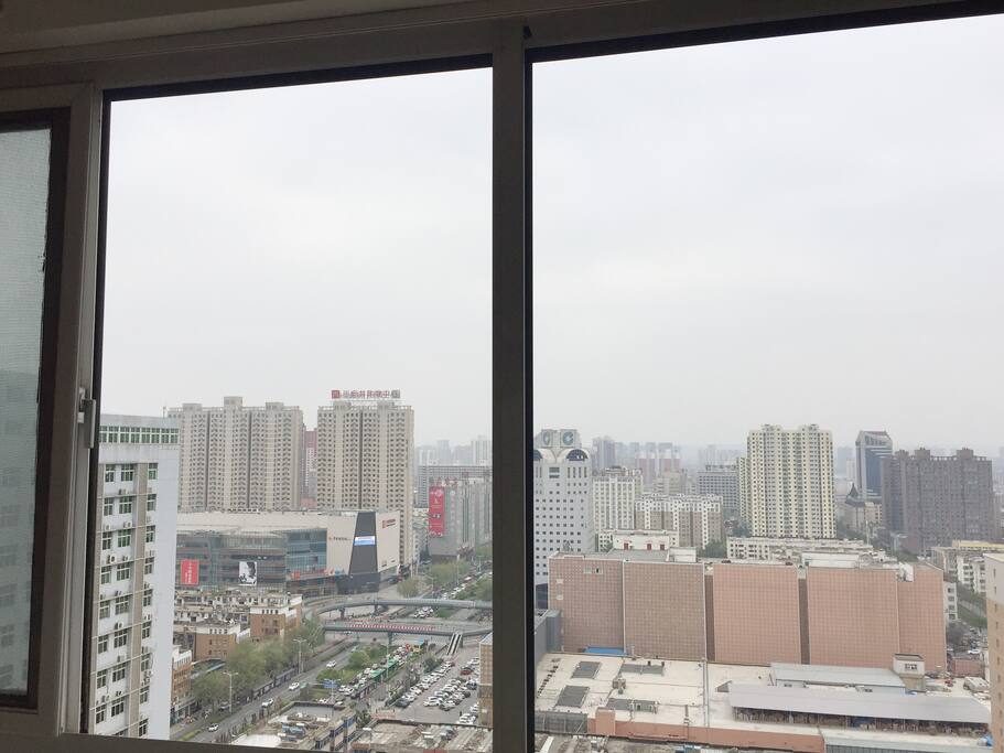 观景烟台,王府井,丹尼斯,万达商圈环绕
