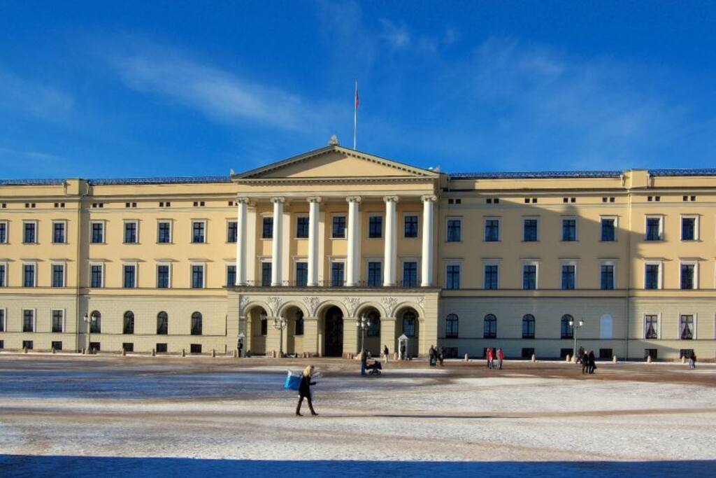 Only 400 meters to the royal castle
