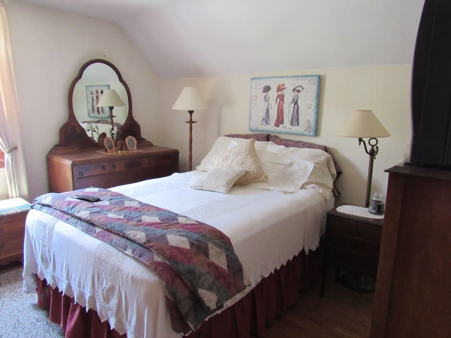 Private Bedroom/bath in NY Southern Tier