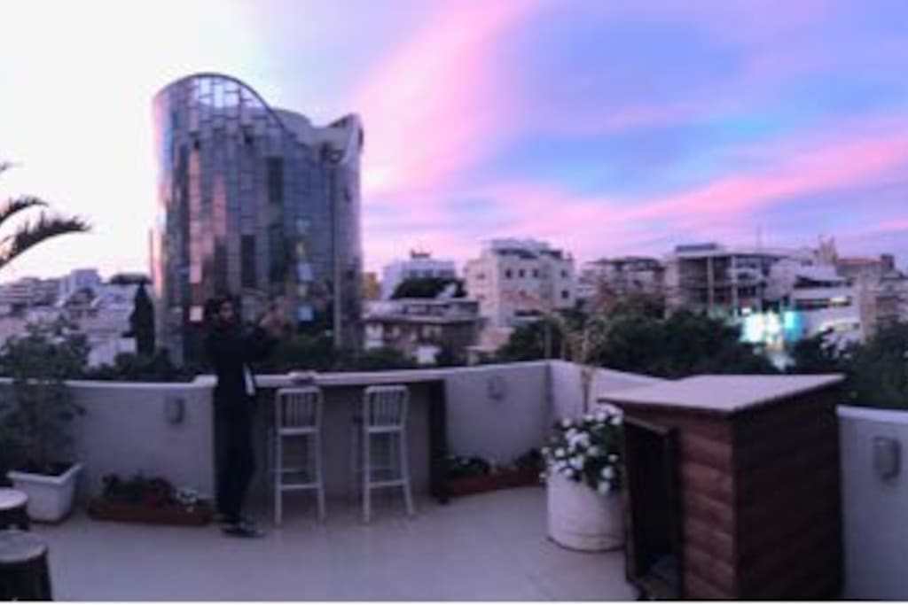 Rooftop penthouse with Bar and Hot tub