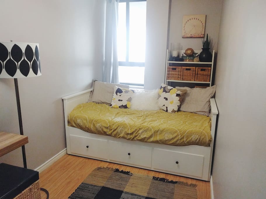 Bedroom with CA King or Single Bed