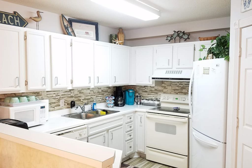 Fully stocked kitchen for cooking