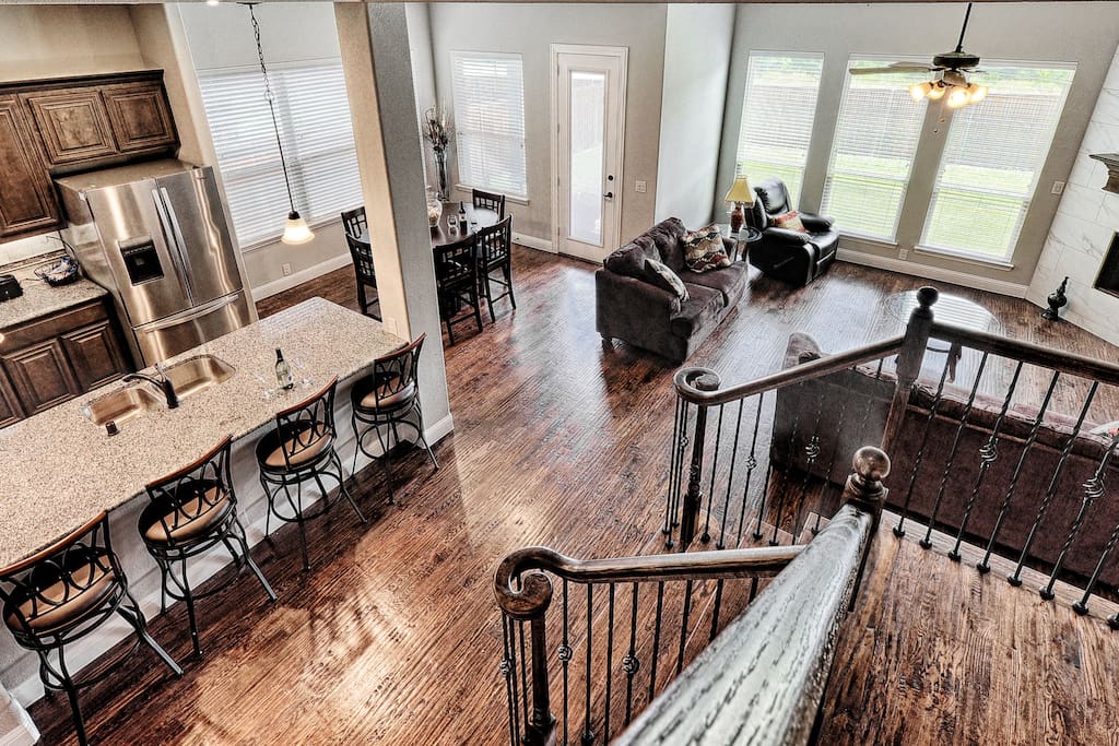 Spacious and Luxurious home has lots of room!