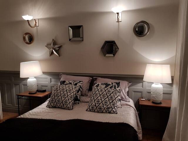 Apartment with a view on Fourvière gallery image 5