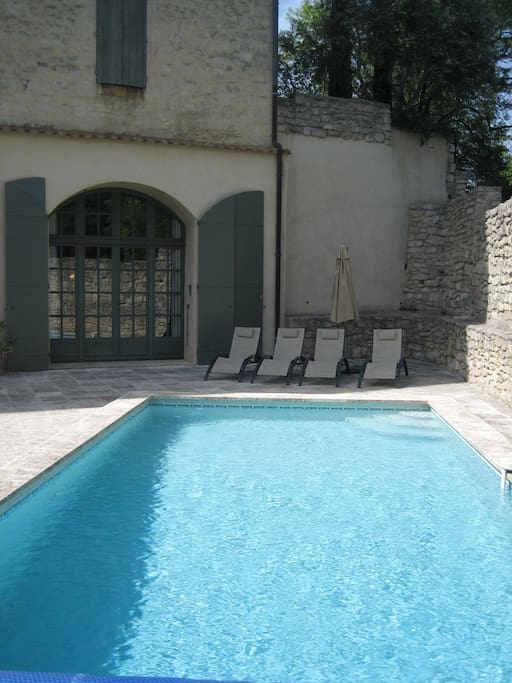 Relaxing corner - sunbeds provided