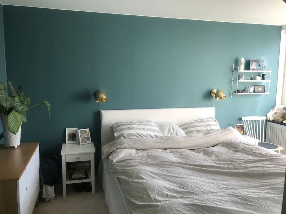 Master bedroom with king size bed