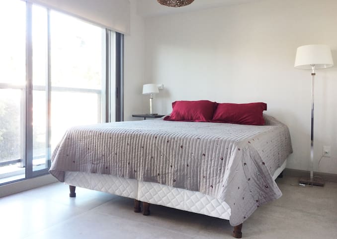 Great Location in Carrasco-One bedroom apartment!!