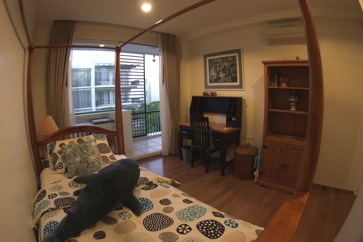 Единечна спална соба