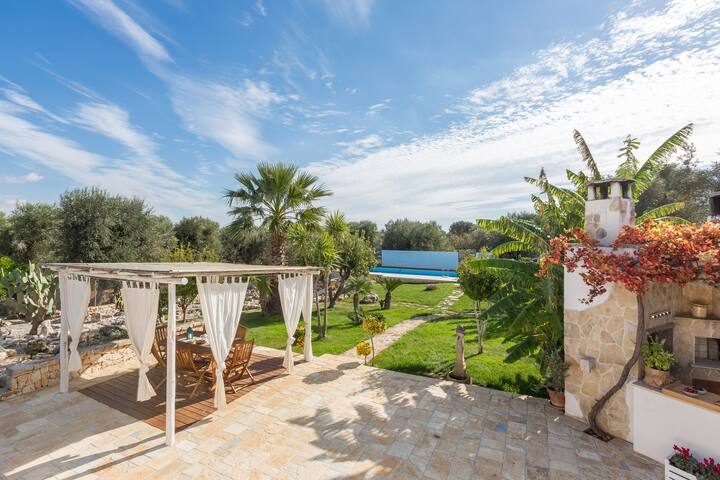 Trullo Suenn – private pool – plays for babies gallery image 4