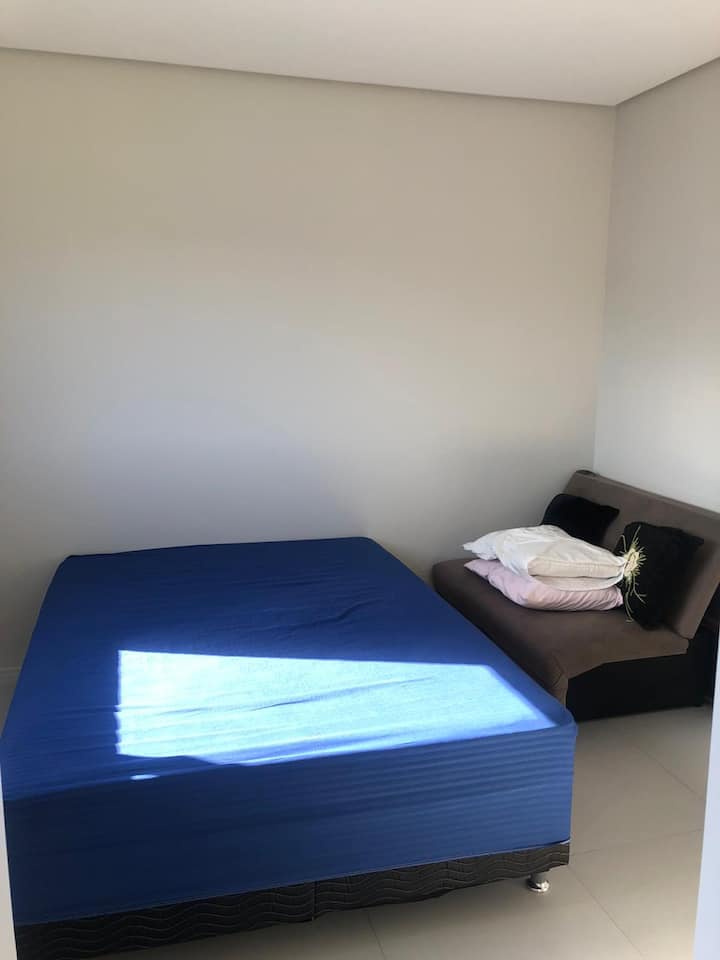 Dhomë gjumi 1