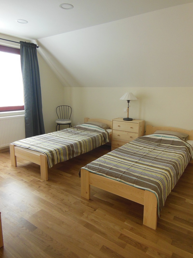 ห้องนอนเตียงแฝด