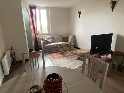 Sea view apartment, with garden near the beaches