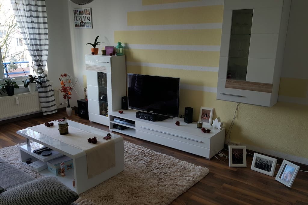 Wohnzimmer, wo das Schlafsofa drin steht