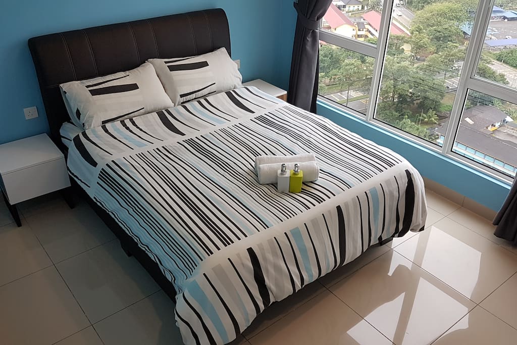 Masterbed room - 1 Queen Size Bed with attached bathroom