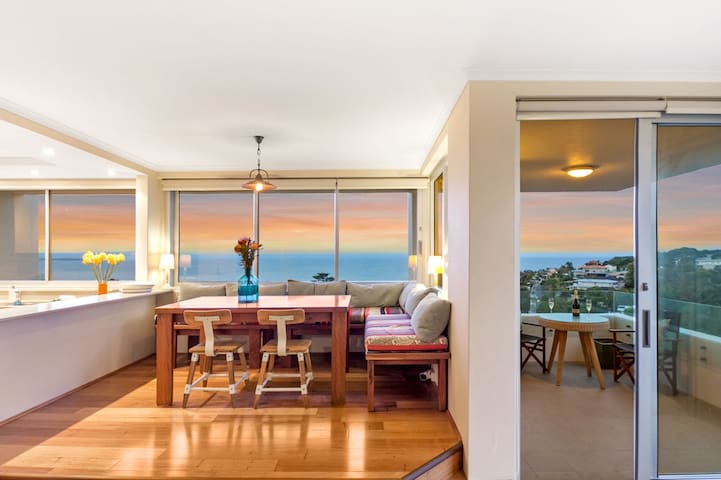 Manly: Beautiful 3 Bedroom apt with stunning views