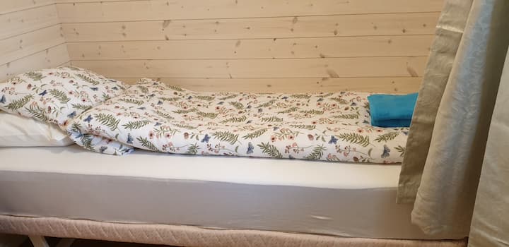 Small double bed 120