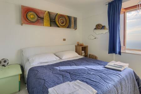Top 20 furore, italy vacation rentals, vacation homes & condo ... Cabina doccia rosy glass