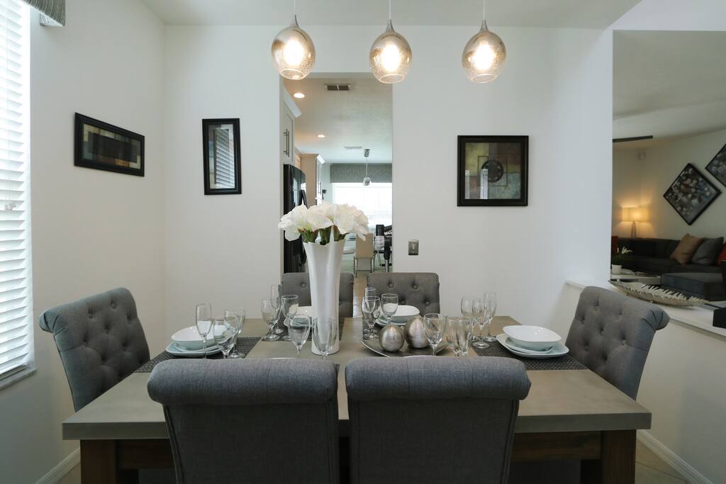 FORMAL DINING ROOM.
