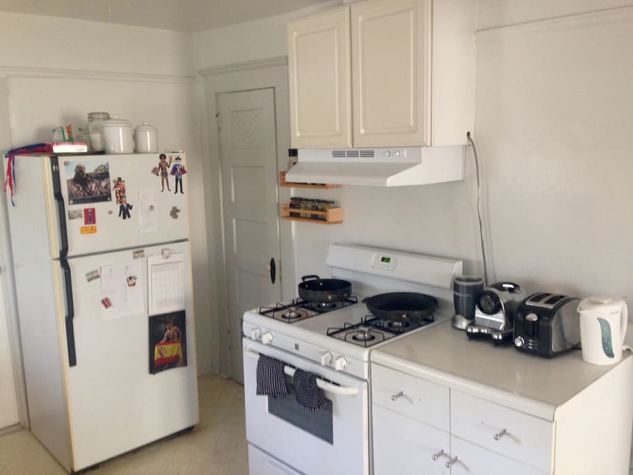 Fully equipped kitchen