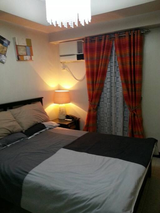 Queen size bed
