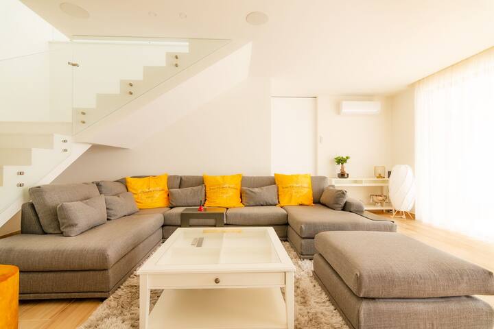 Moderne luxueuze splinternieuwe villa te Cadaval . gallery image 3