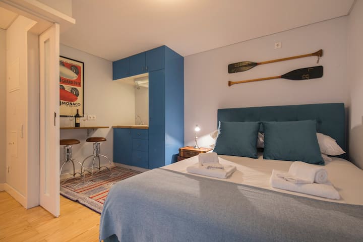 Polo Room - Clean & Safe - Apartments for Rent in Lisboa, Lisboa, Portugal