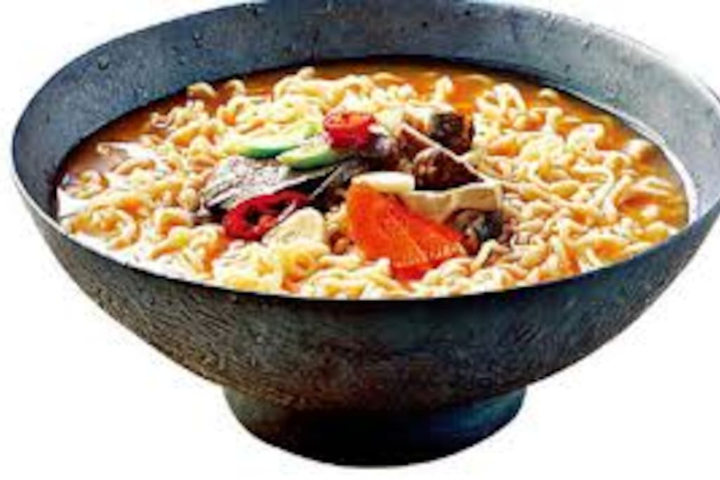 differente nudles provided for guests and the/coffi