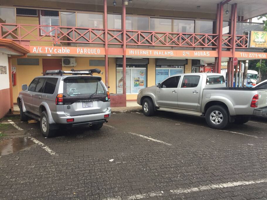 1era parte del edificio y recepción