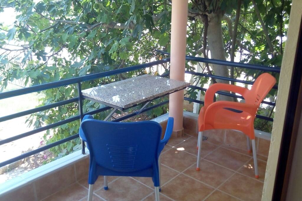 balcony