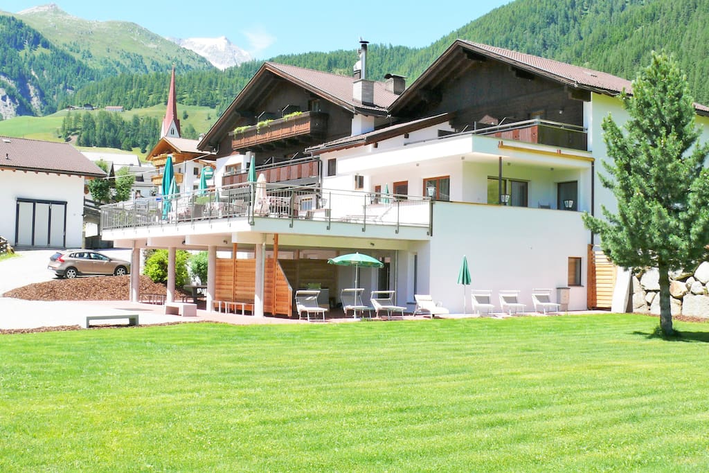 Hotel Knoll Lappach
Hotel Knoll Lappago Alto Adige