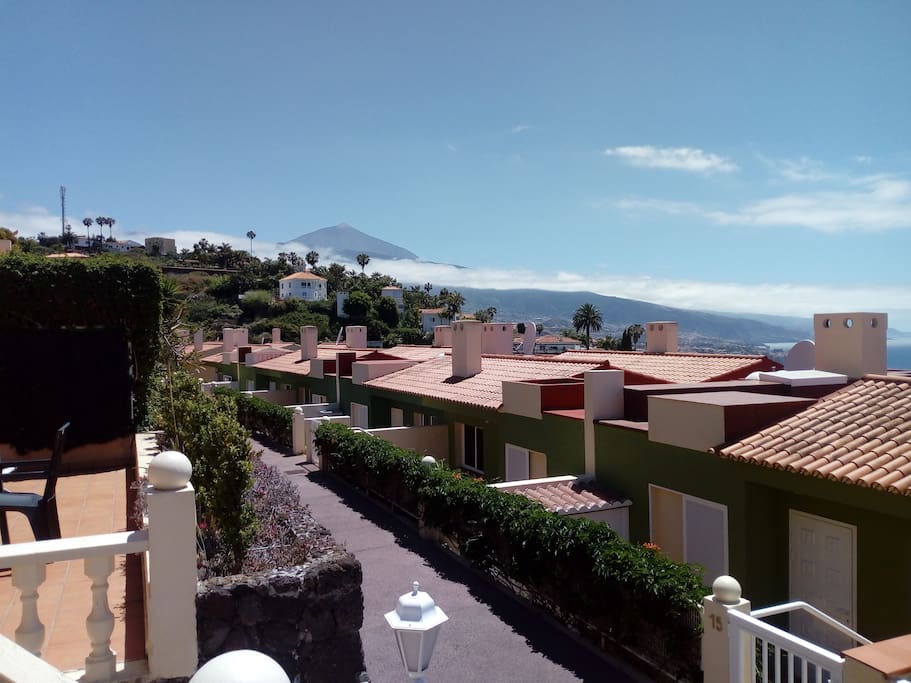 La terraza con vistas al Teide