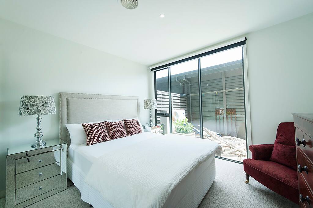 Sleep like a princess in bedroom 3.